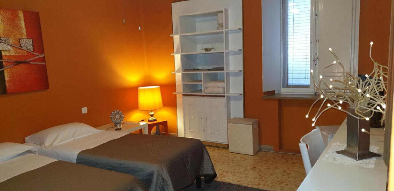 Agora Residenza Aparthotel Mantua Buitenkant foto