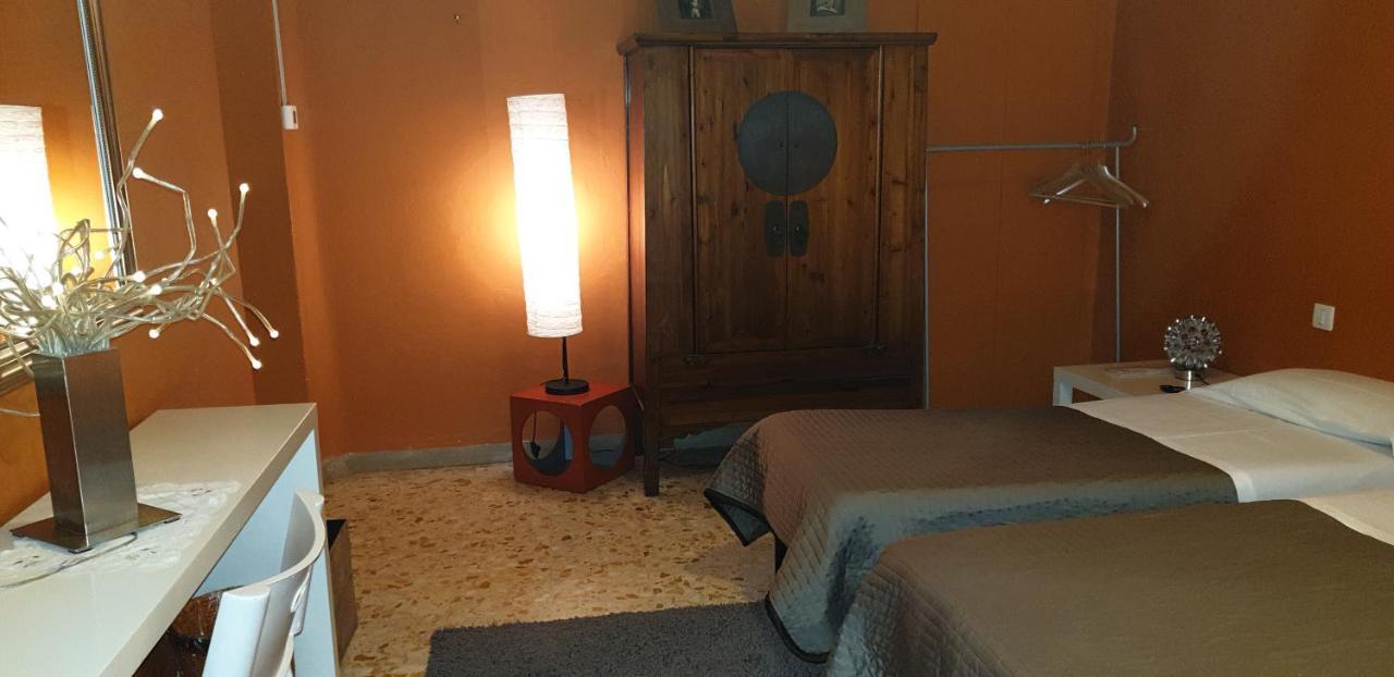 Agora Residenza Aparthotel Mantua Buitenkant foto