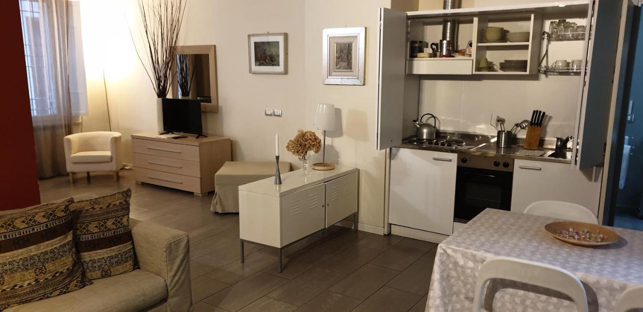 Agora Residenza Aparthotel Mantua Buitenkant foto