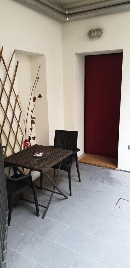 Agora Residenza Aparthotel Mantua Buitenkant foto