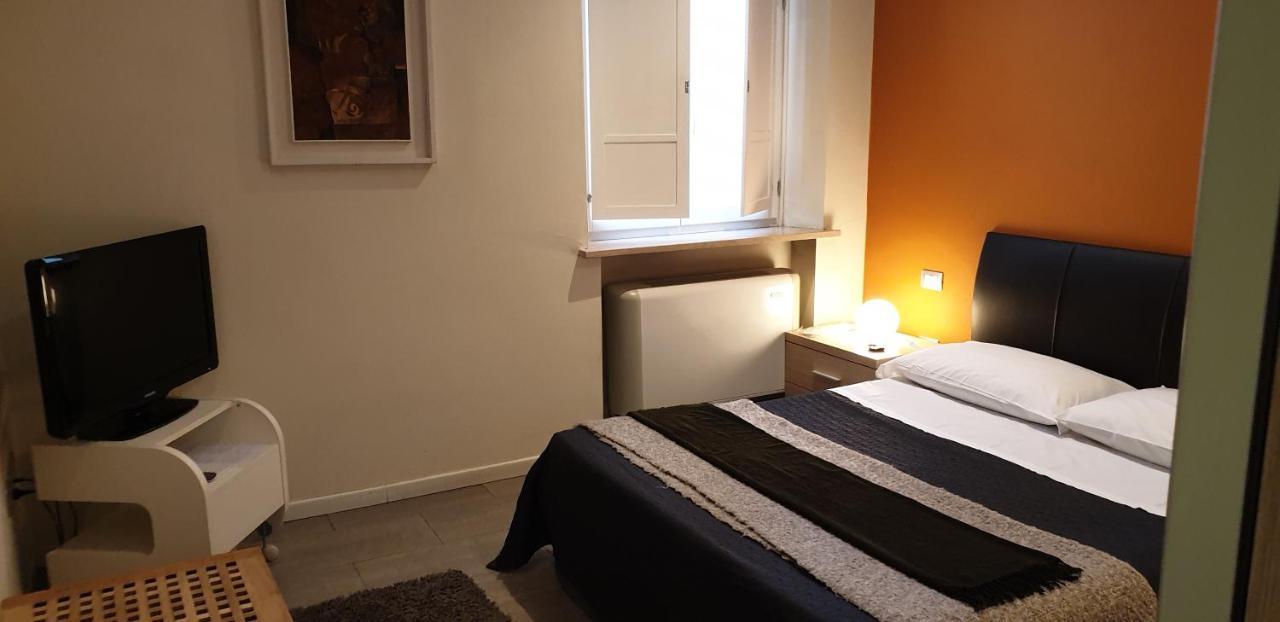Agora Residenza Aparthotel Mantua Buitenkant foto